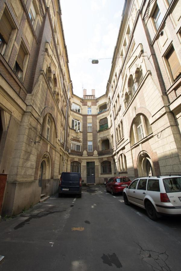Antikvilla Apartman Szeged Buitenkant foto